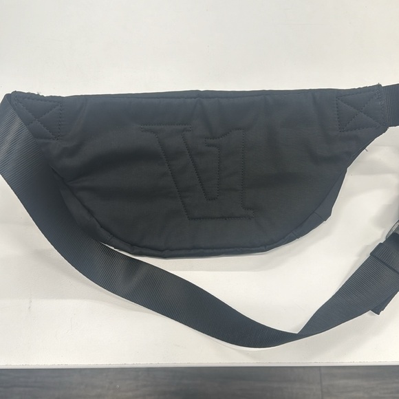 Vuori sling/belt bag-Black-OS-NWT - Picture 2 of 7